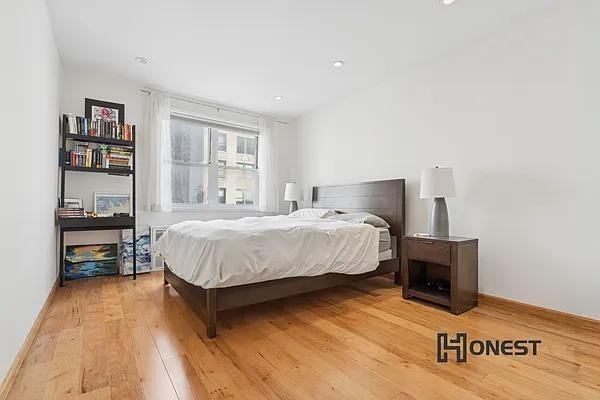 W 23rd St #6F - Photo 4 of 15