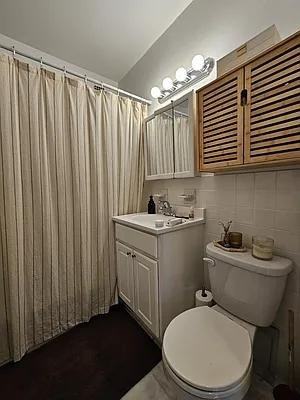 W 23rd St #6W - Photo 4 of 20