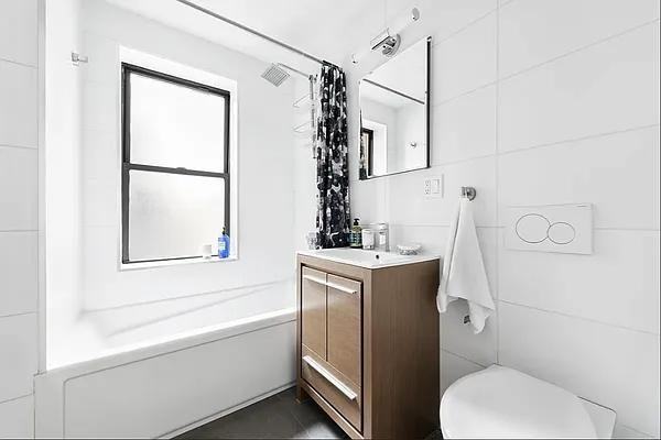 W 30th St #7F - Photo 4 of 20