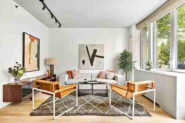 W 21st St #10A - Photo 3 of 20