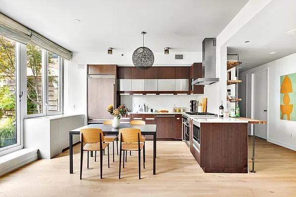 W 21st St #10A - Photo 6 of 20