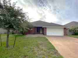 featured image of 904 Ladove Dr