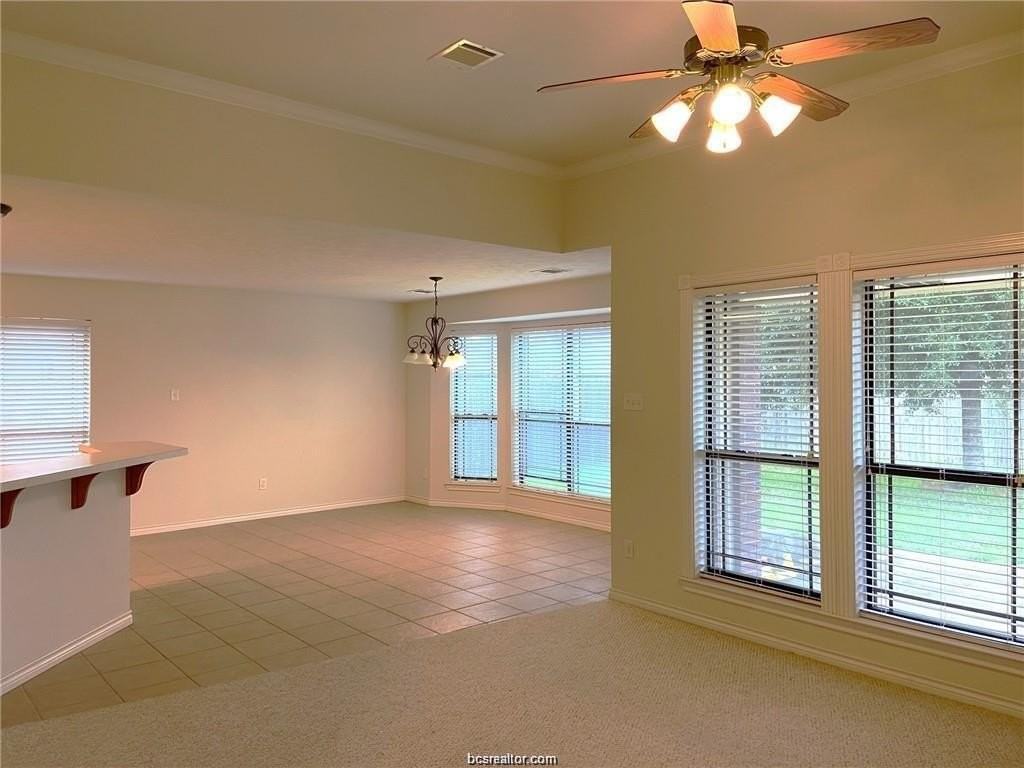 904 Ladove Dr - Photo 5 of 17