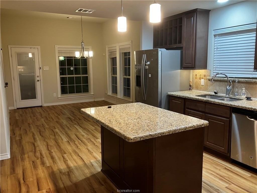 903 Emerald Dove Ave - Photo 5 of 21