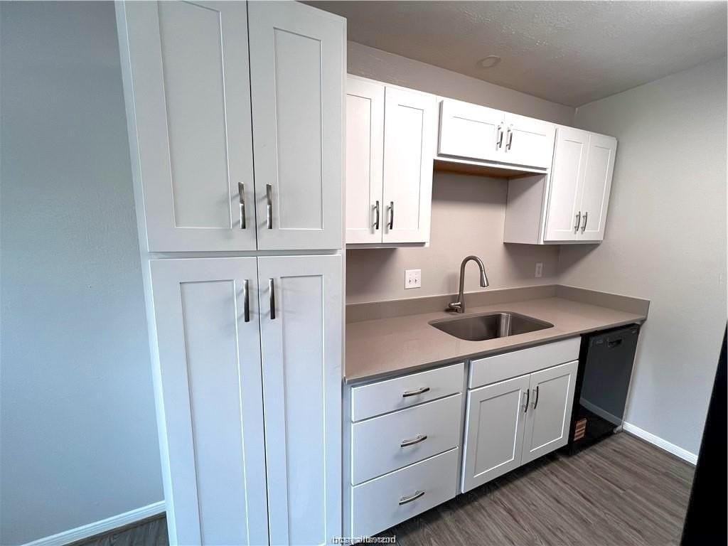 619 W Ridge Dr - Photo 2 of 12