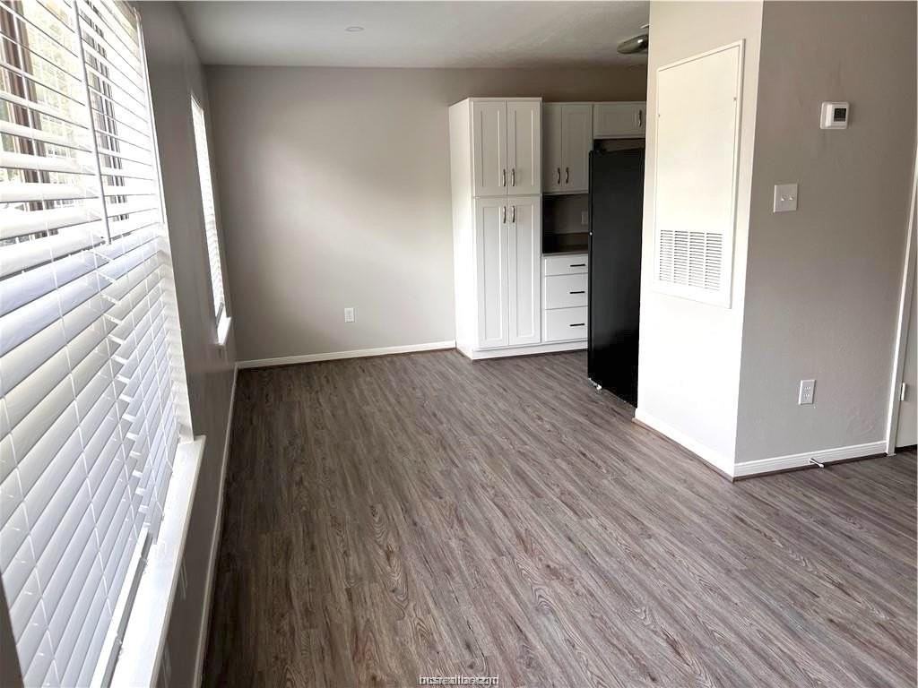 619 W Ridge Dr - Photo 4 of 12