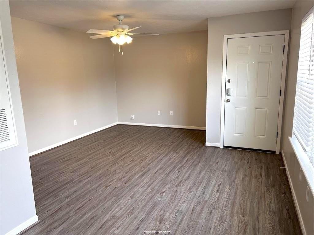 619 W Ridge Dr - Photo 5 of 12