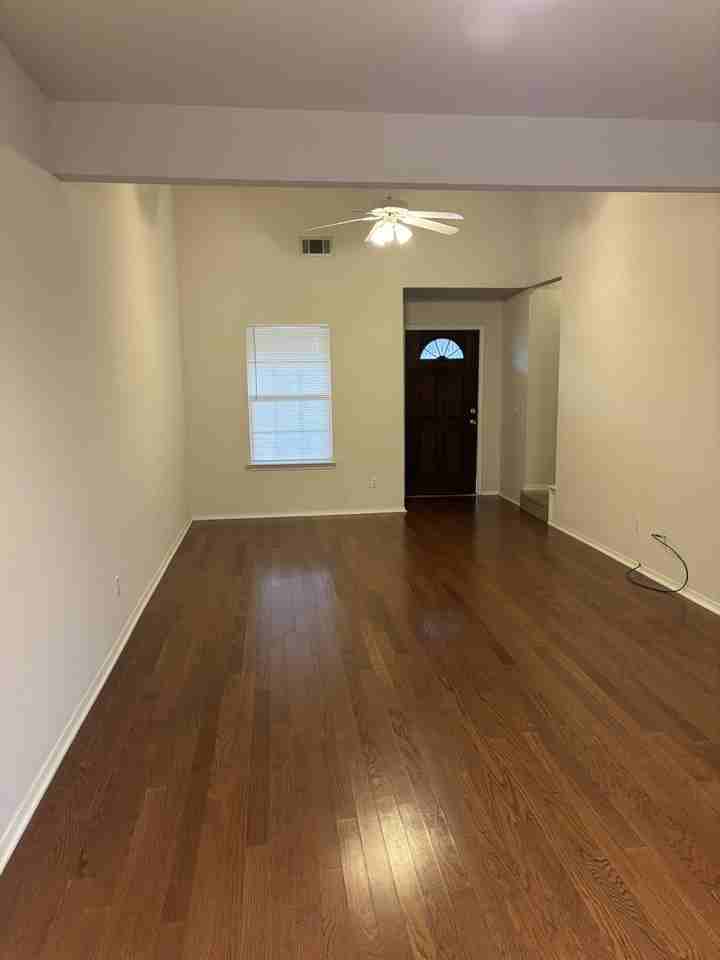 3107 Southwest Amberwood Avenue - Photo 2 of 16