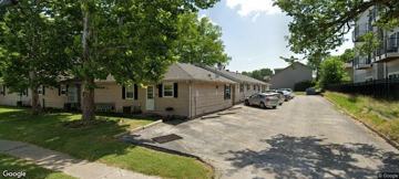 featured image of 308 E Madison St