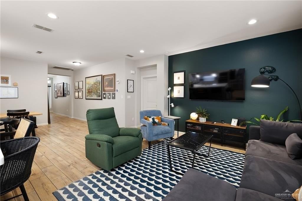 5513 Escondido Pass - Photo 6 of 28