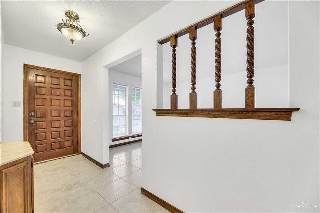 6600 N 17th St - Photo 2 of 16