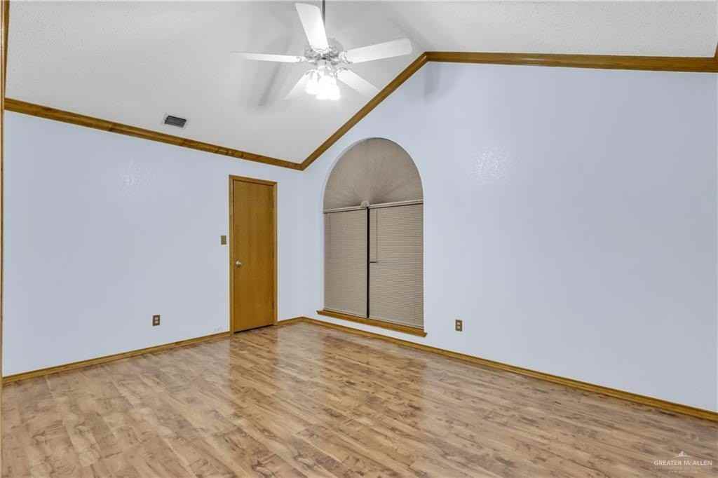 7504 N 21st St - Photo 4 of 14