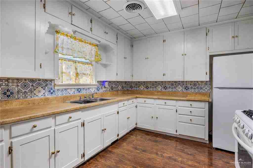 518 E Kelly Ave - Photo 6 of 25