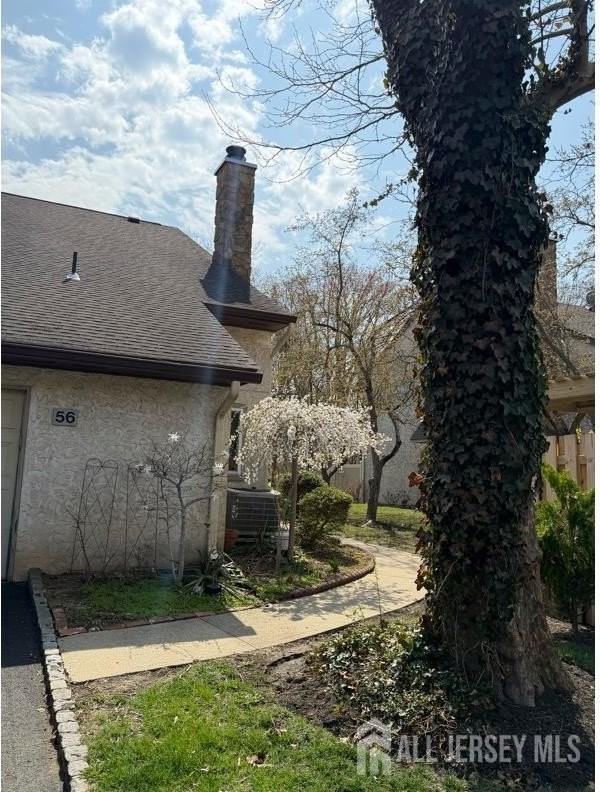 56 Thoreau Dr - Photo 2 of 11