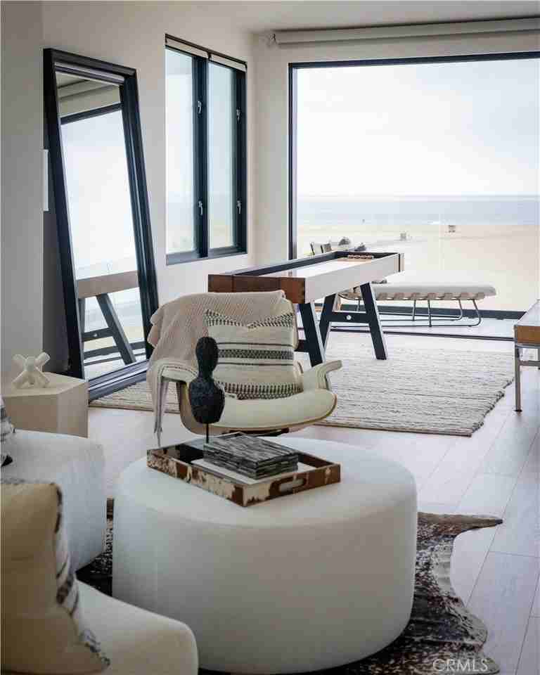 1204 W Oceanfront - Photo 4 of 38