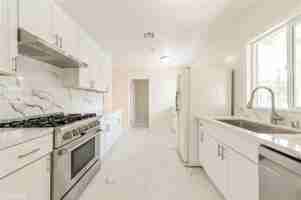 featured image of 14608 Poulter Dr