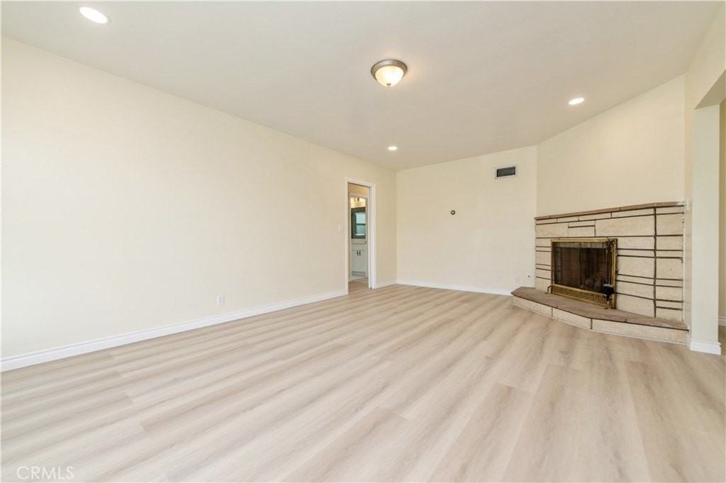 14608 Poulter Dr - Photo 3 of 23