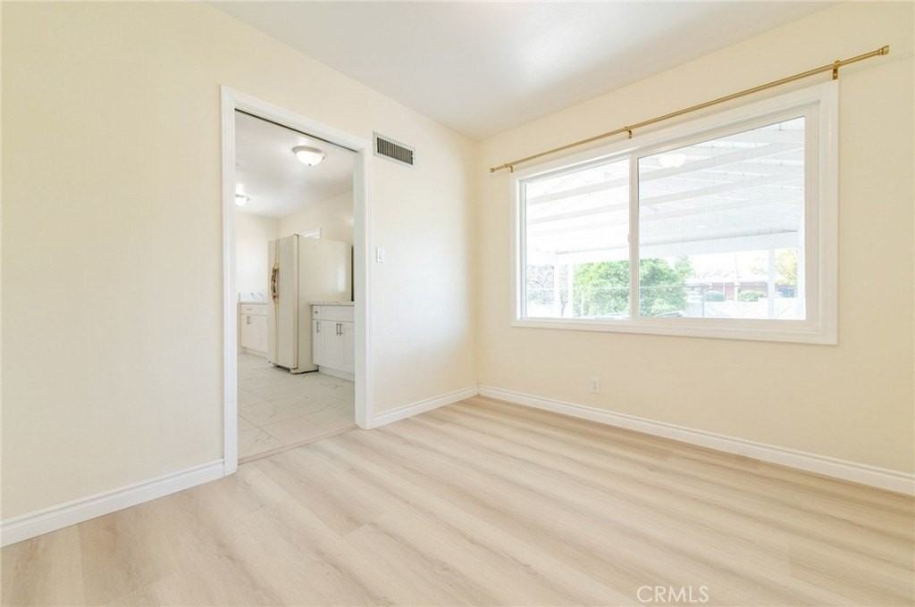 14608 Poulter Dr - Photo 6 of 23