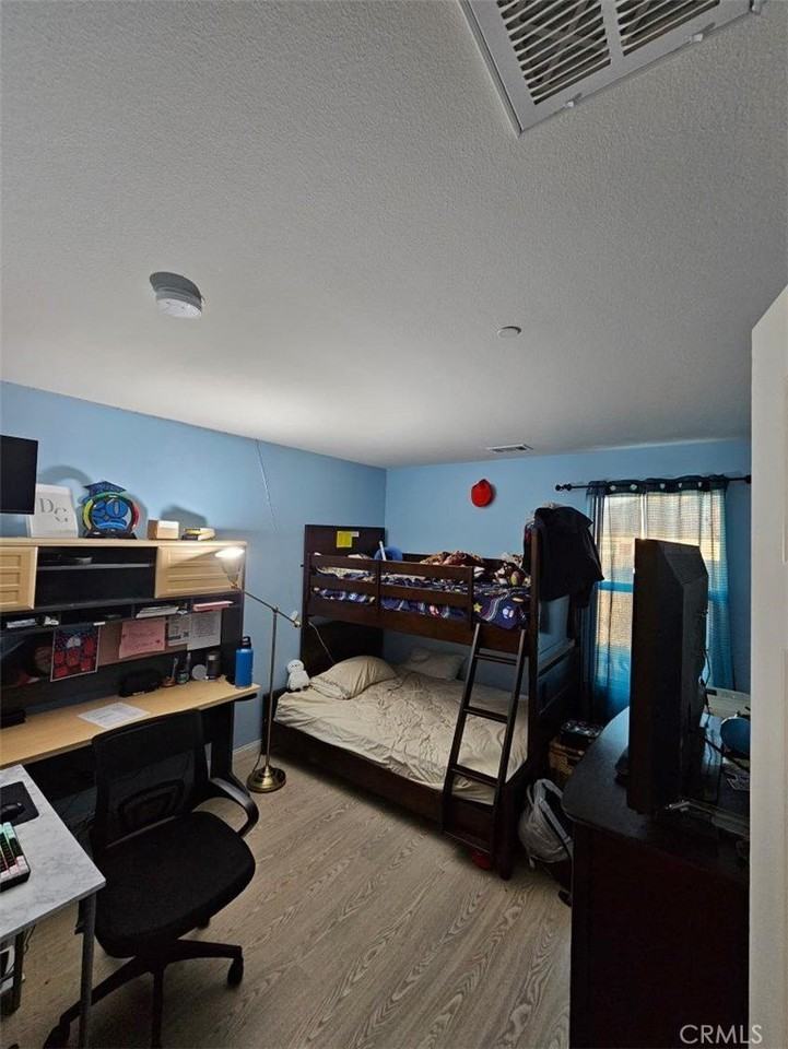 31817 Livingston St - Photo 7 of 16