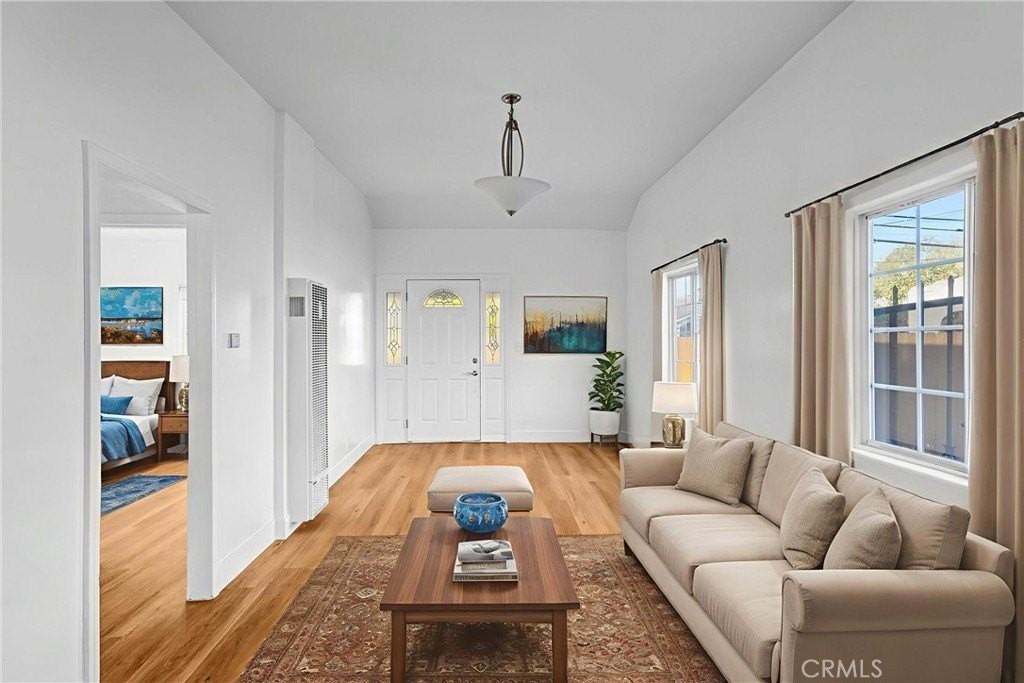 3912 W 132nd St - Photo 3 of 26