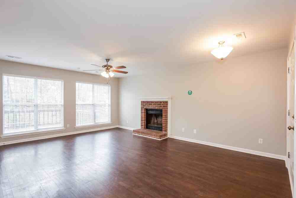 7023 Passeres Ct - Photo 5 of 17