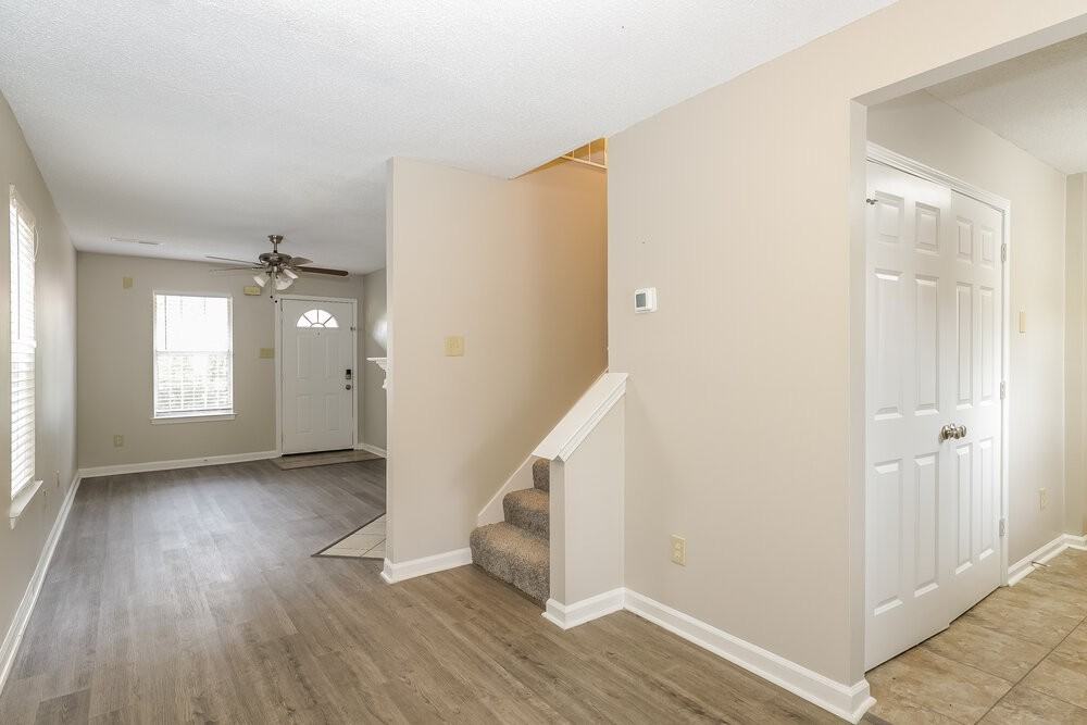 1209 Calebs Ridge Dr - Photo 7 of 25