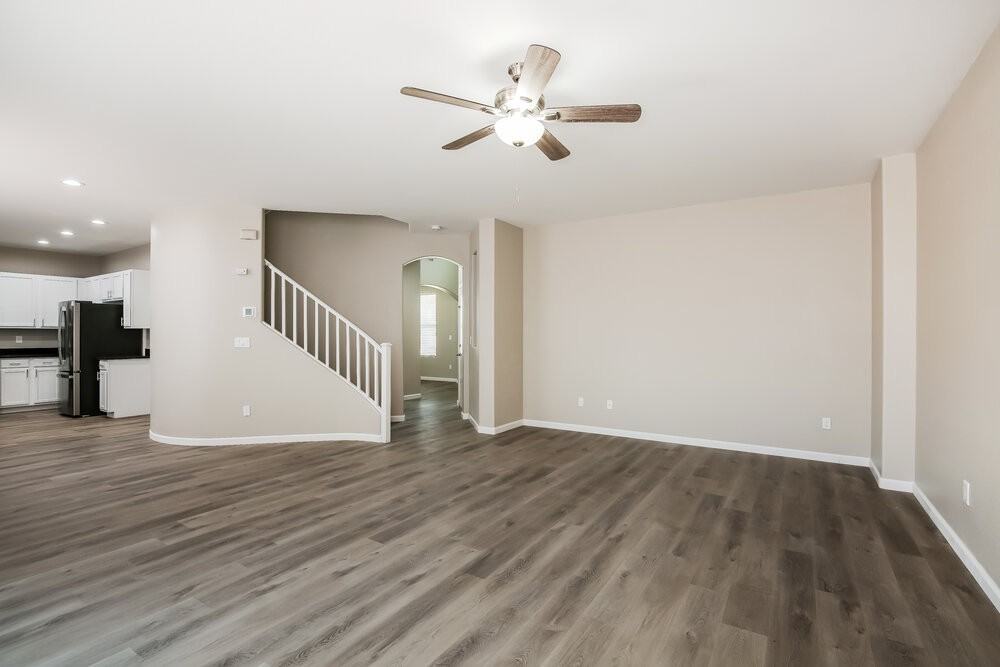 4237 Telstar Ct - Photo 4 of 18