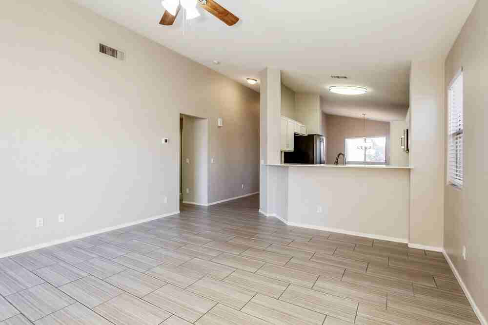 2525 S 109th Dr - Photo 5 of 16