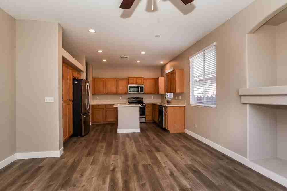 9156 Briarthorne St - Photo 7 of 16