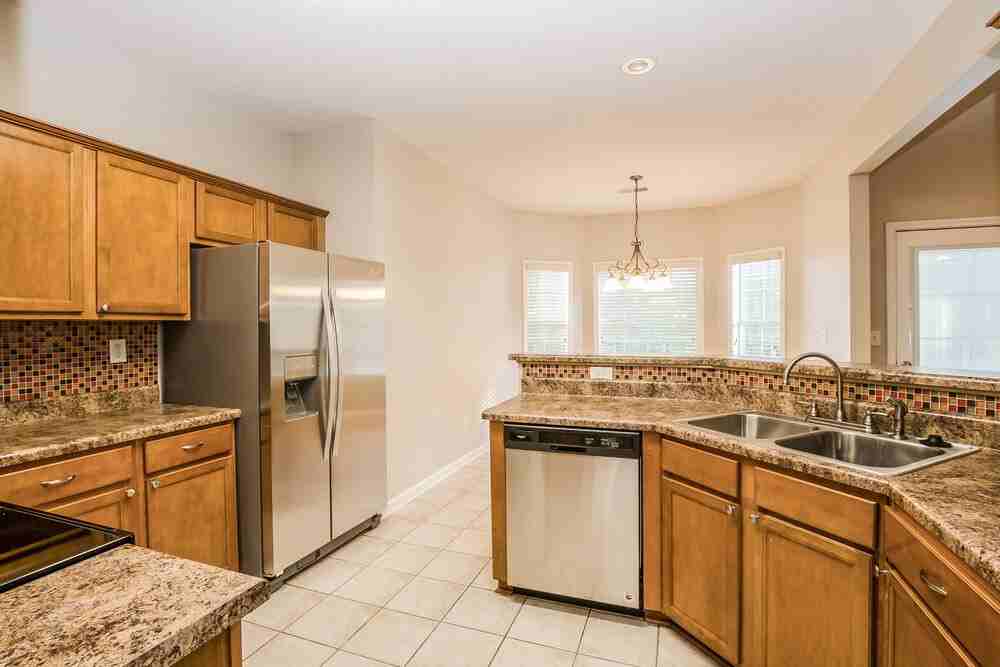9555 Morning Shadow Dr - Photo 6 of 15