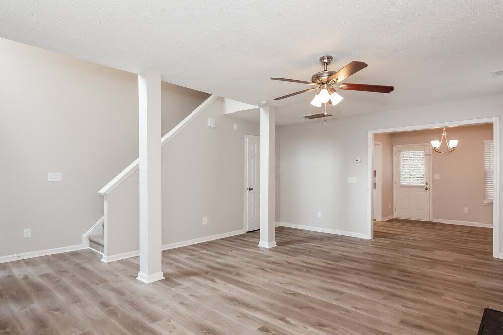 905 Grassy Patch Ln - Photo 5 of 18