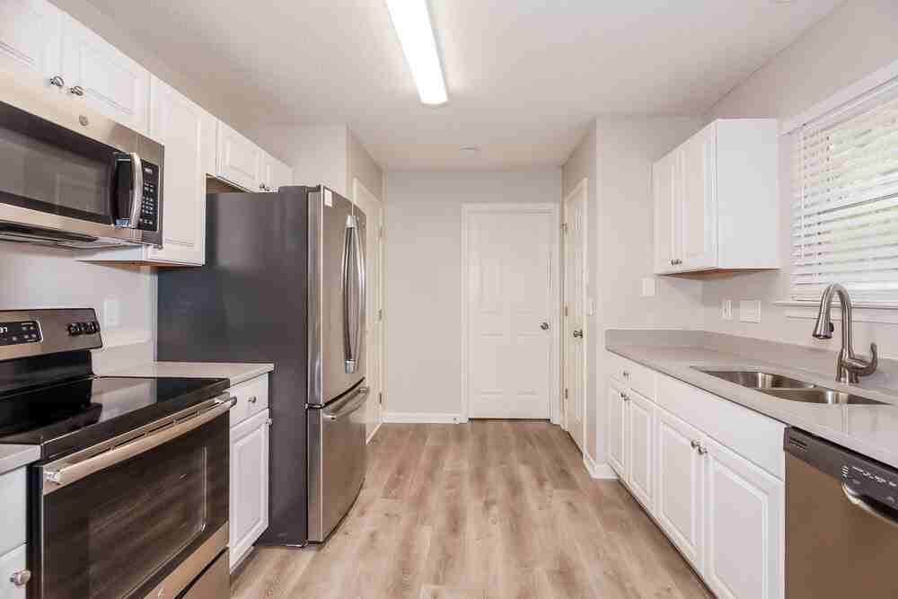 905 Grassy Patch Ln - Photo 7 of 18