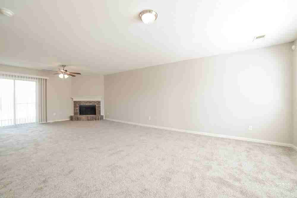 10038 Chariden Dr - Photo 4 of 17