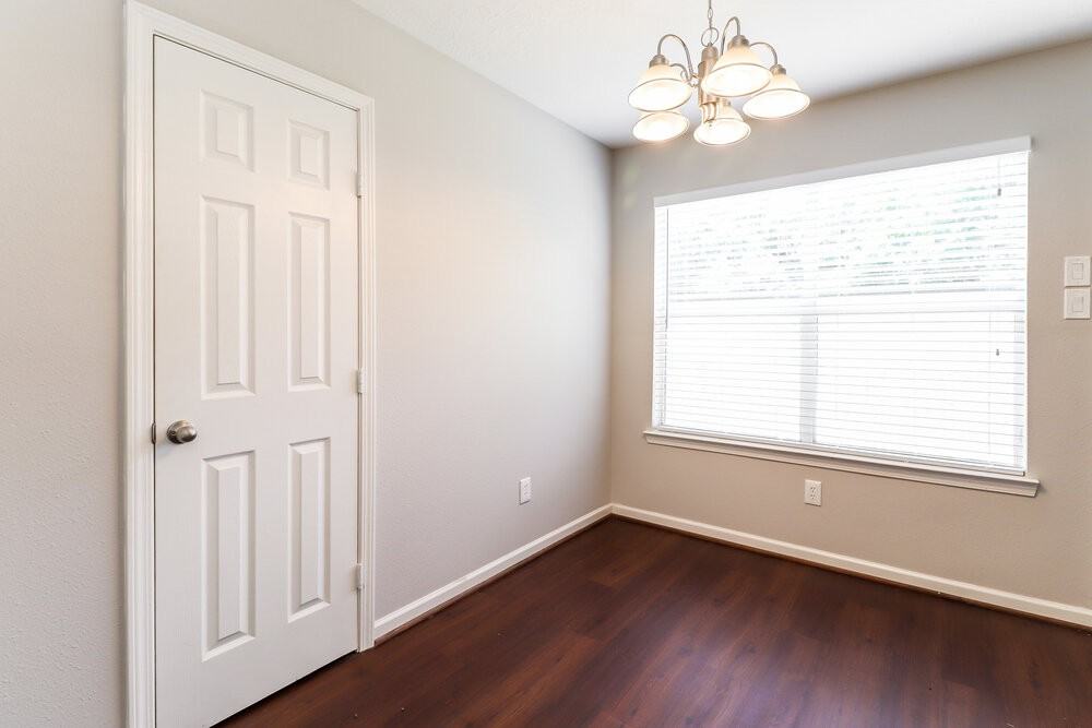 2703 Cypress Island Dr - Photo 6 of 17