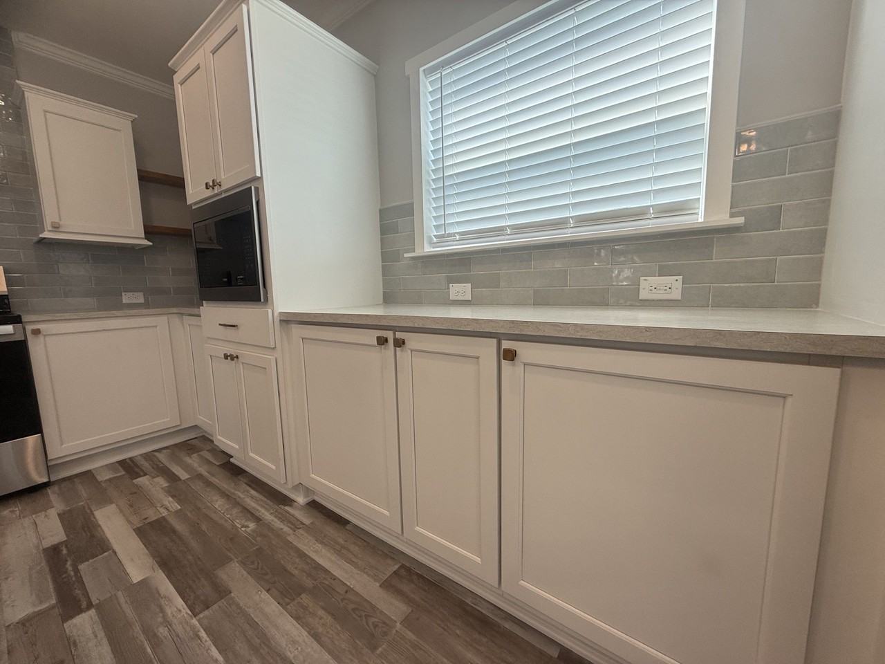 5715 Camelford Dr #528 - Photo 4 of 26