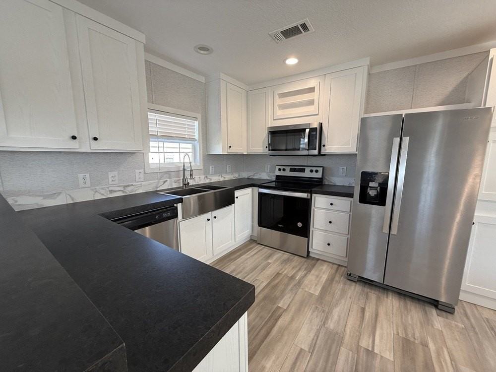 6607 Lakewood Dr Unit A #33 - Photo 7 of 20