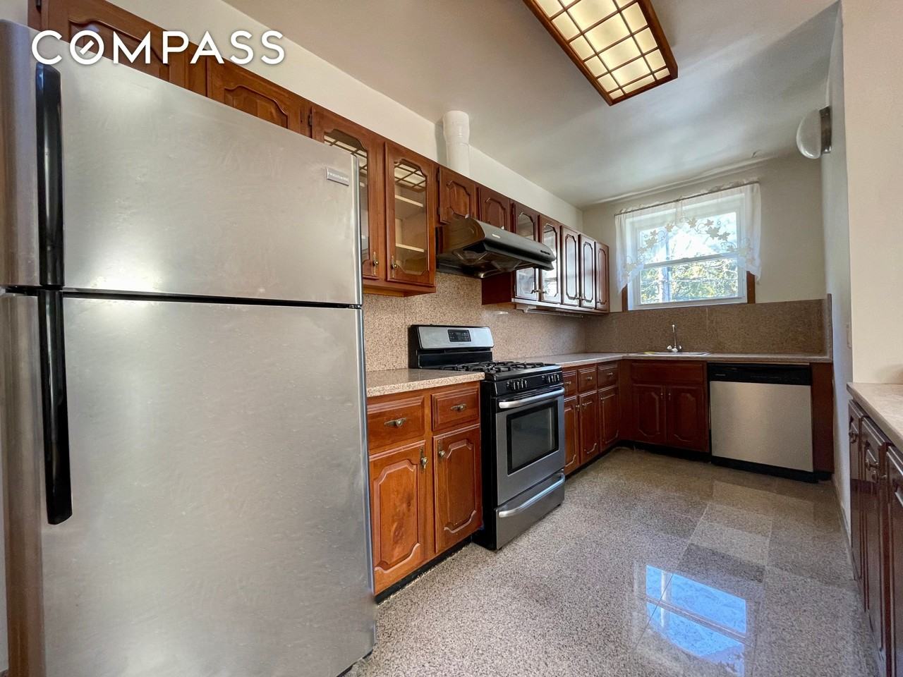 144 96th St - Photo 2 of 9