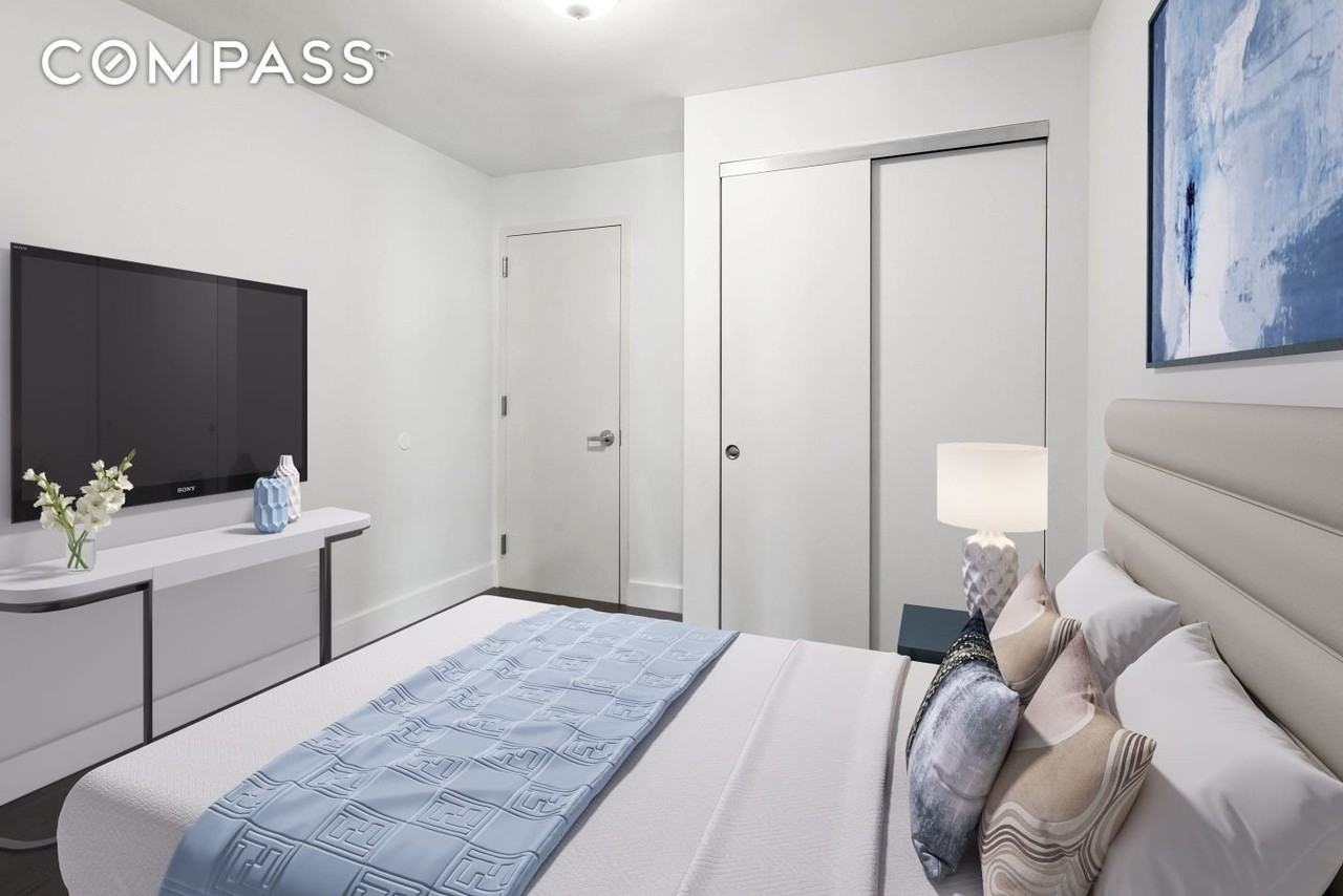 120 Boerum St #2B - Photo 3 of 5