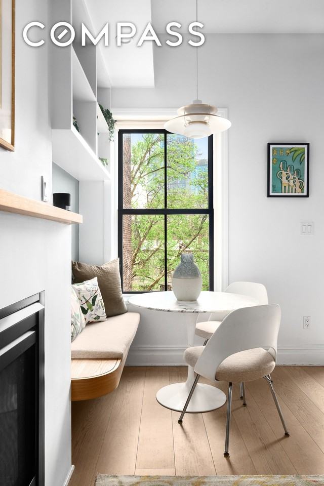 256 Cumberland St #4 - Photo 4 of 11