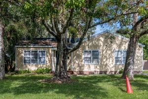 featured image of 4853 Riverdale Rd