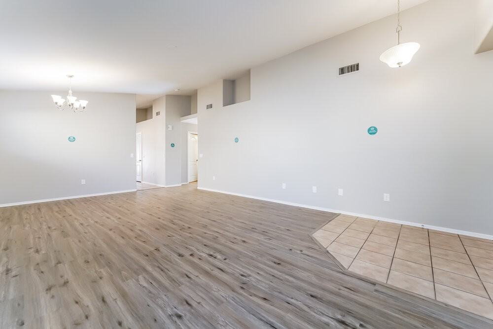 6821 W Copperwood Way - Photo 4 of 16