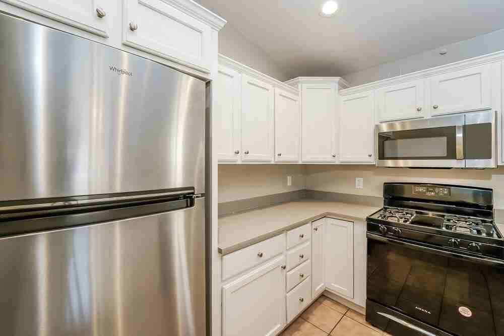 6821 W Copperwood Way - Photo 7 of 16