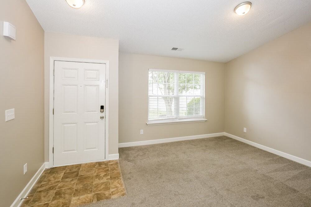 1405 Summer Coach Dr - Photo 7 of 17