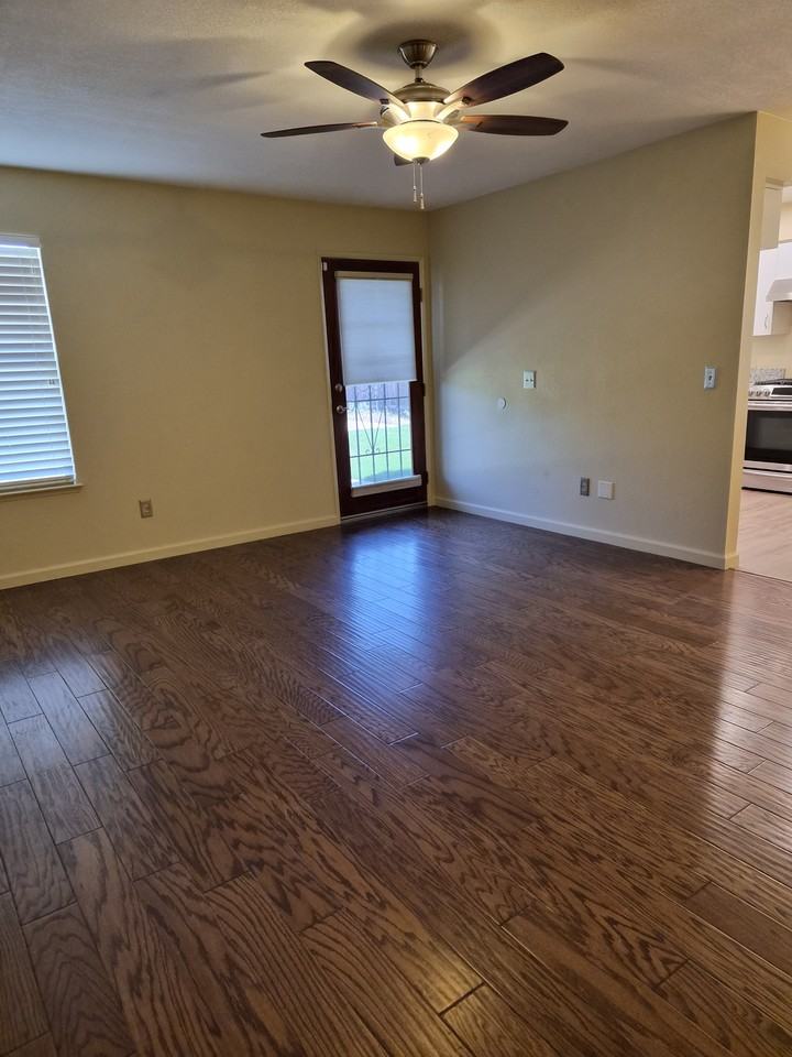 376 E Sycamore Ave #1 - Photo 6 of 20