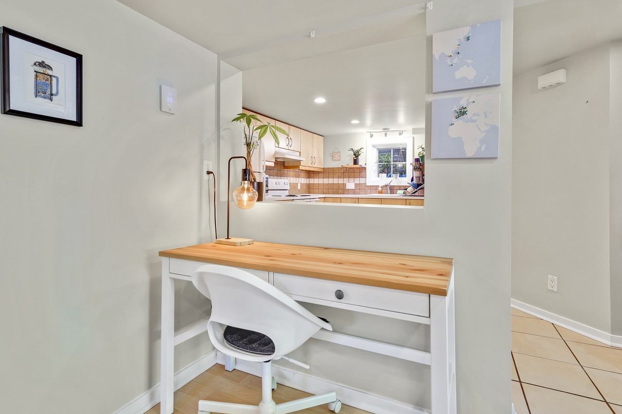 1507 Kitchener Street - Photo 5 of 9