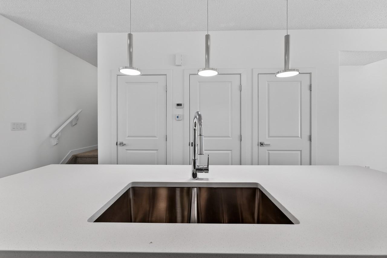 520 Black Stone Blvd #520MAIN - Photo 7 of 20