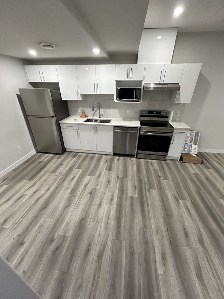 3610 41 AvenueBsmt #3610BS - Photo 2 of 9