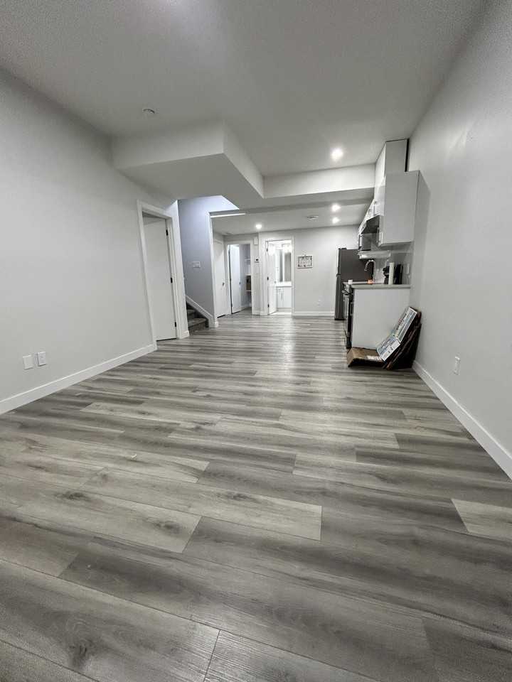 3610 41 AvenueBsmt #3610BS - Photo 4 of 9