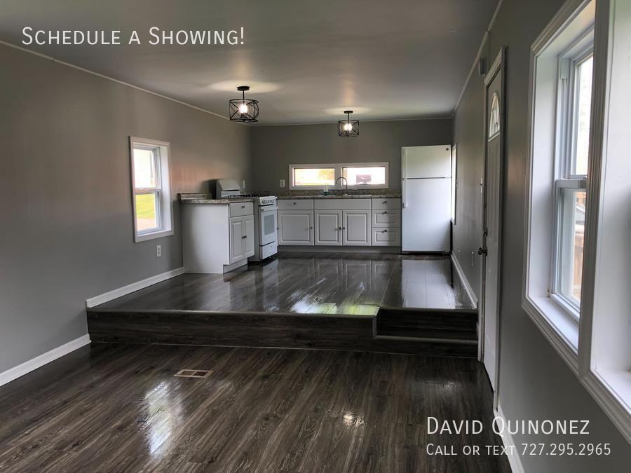 306 Mead Dr - Photo 4 of 13