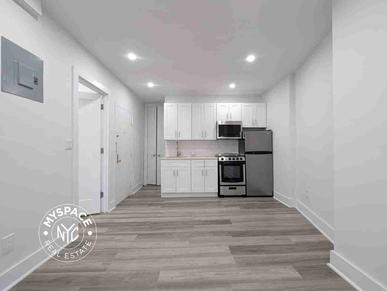 637 Saint Marks Ave #3a